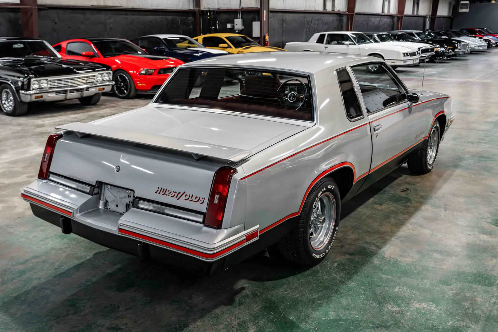 4_1984-Oldsmobile-Hurst-Olds-SilverMetallic-414884--37.jpg
