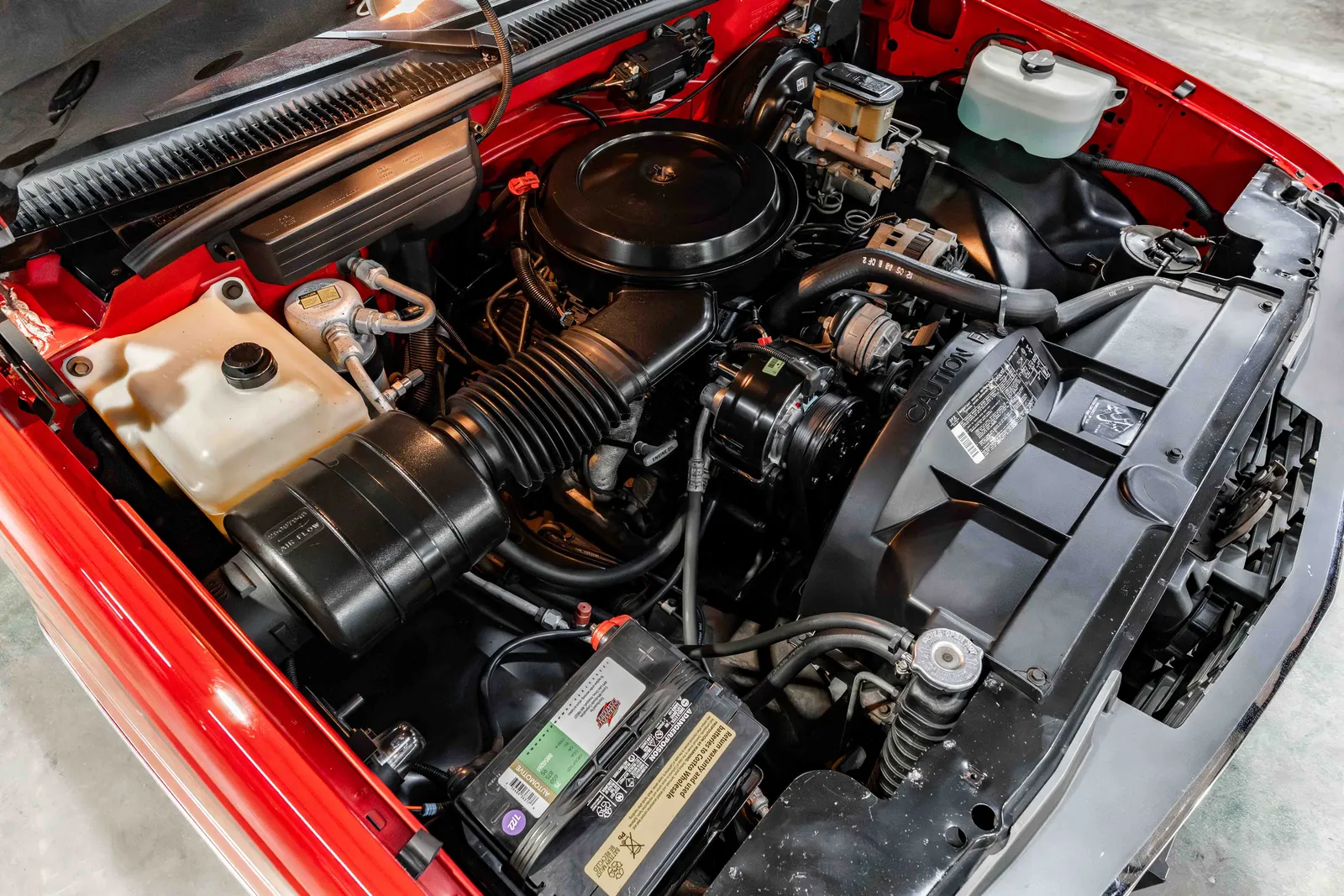 8_1989-Chevrolet-C1500-Red-168097-44.jpg