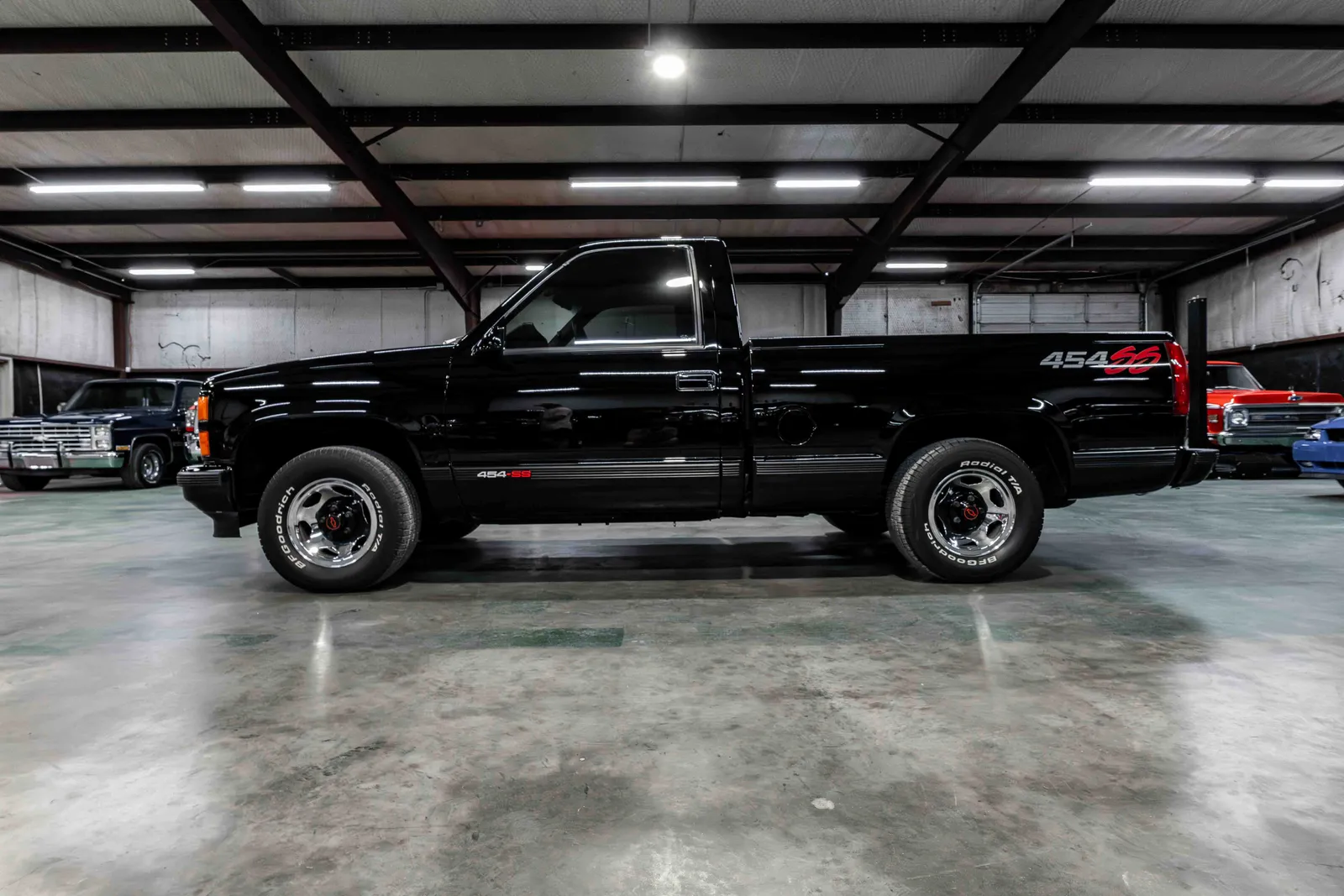 1992-Chevrolet-454SS-Black-119877-34.jpg
