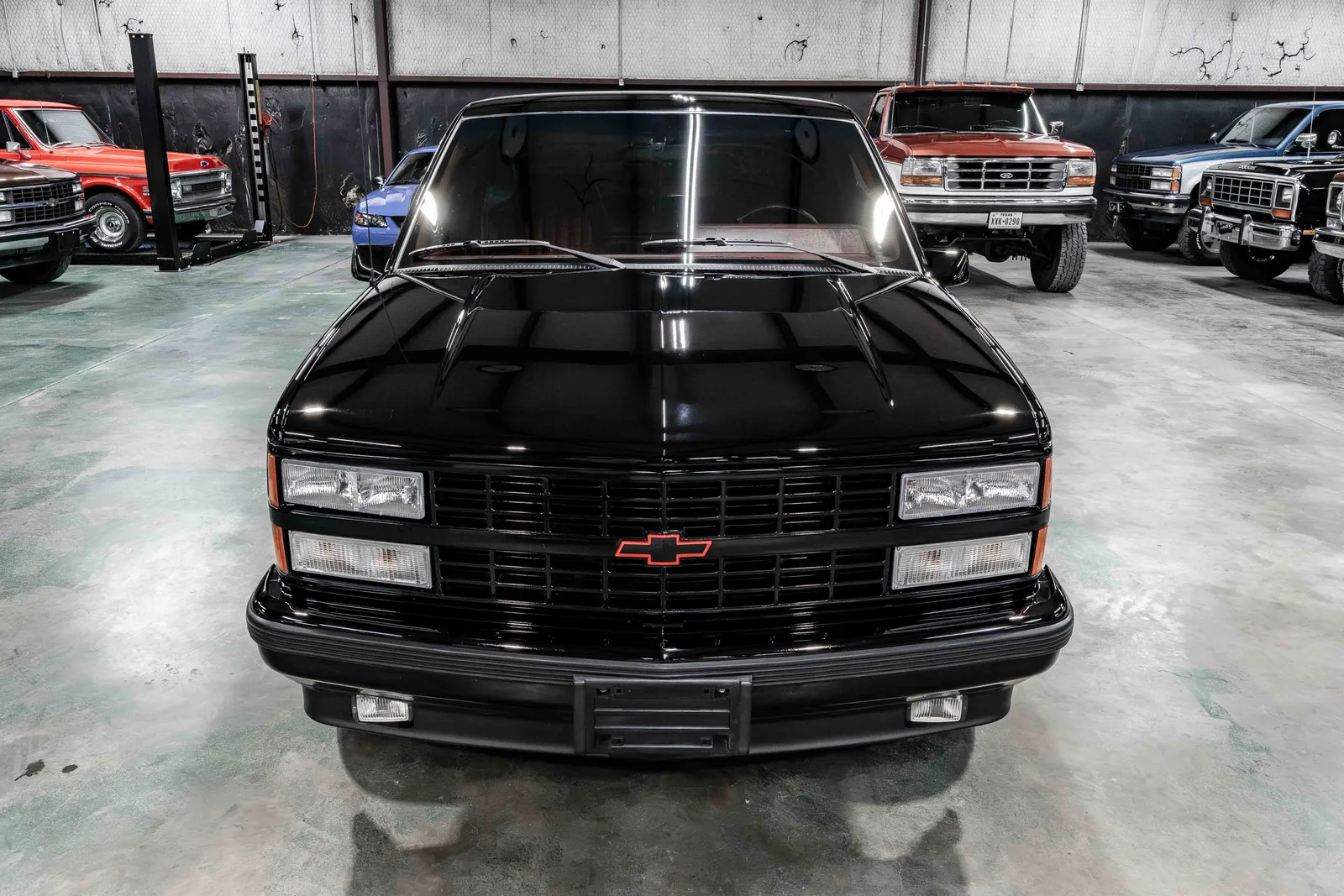 1992-Chevrolet-454SS-Black-119877-40.jpg