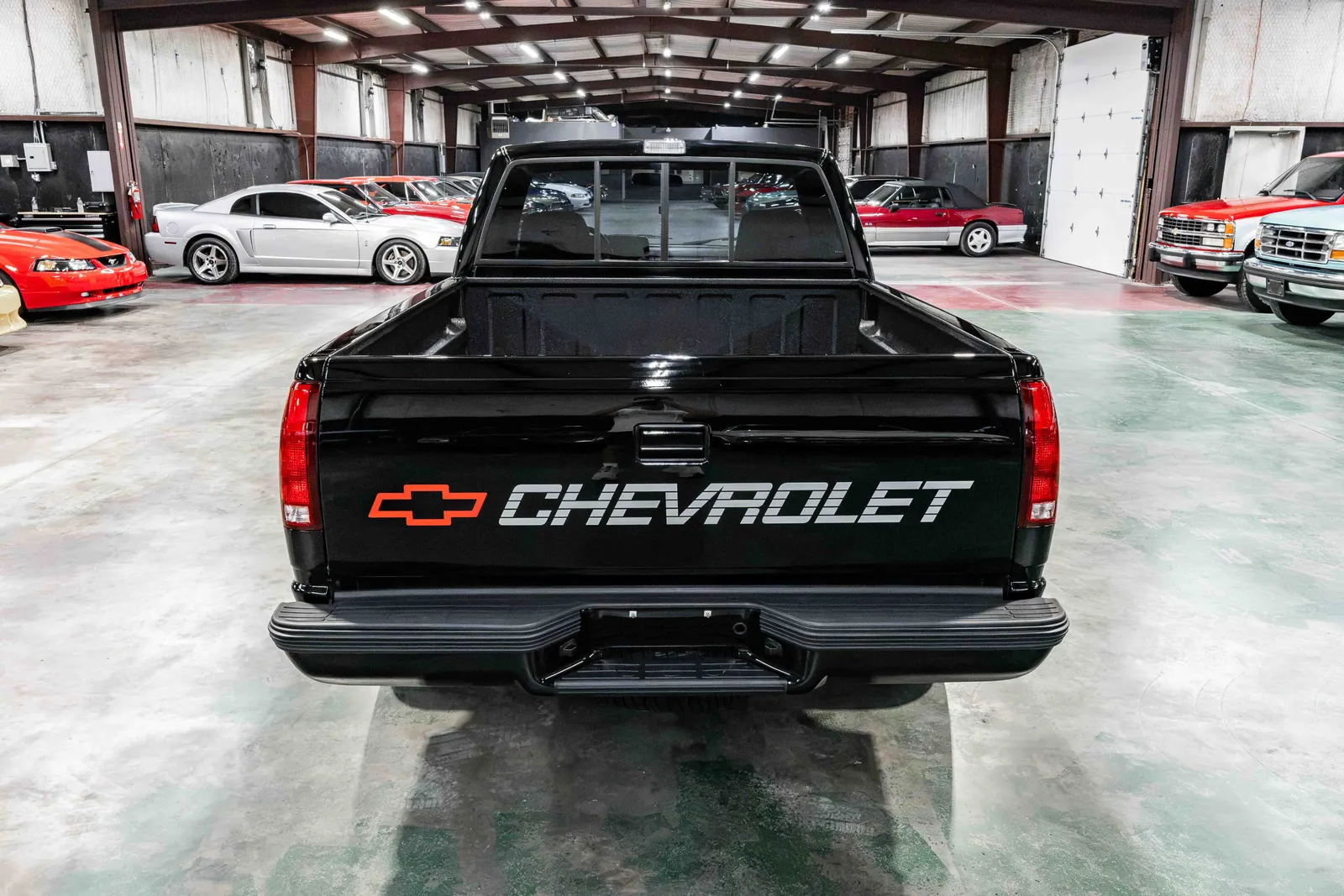 1991-Chevrolet-454SS-Black-1GCDC14N4MZ150926-36.jpg