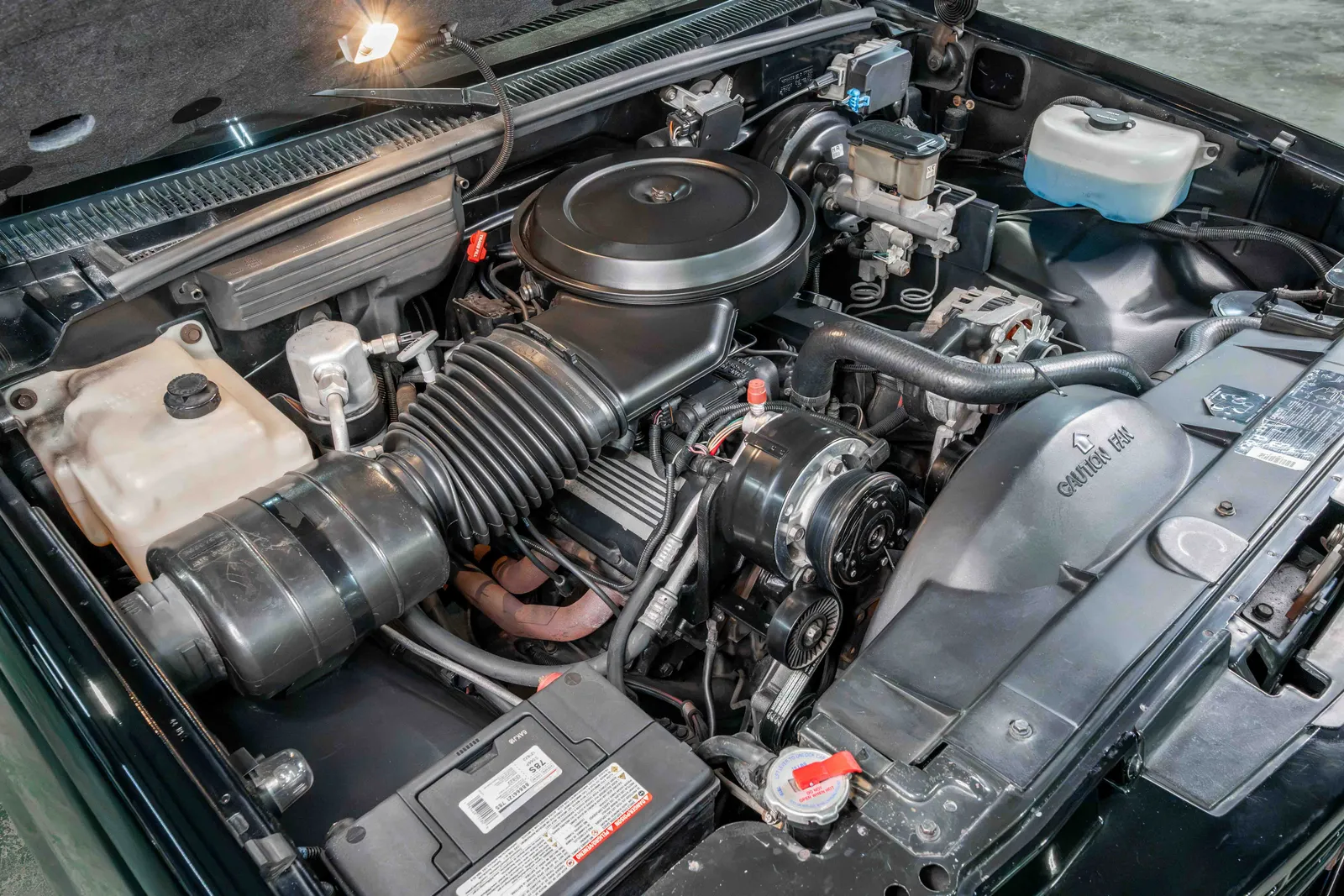 1991-Chevrolet-454SS-Black-1GCDC14N4MZ150926-41.jpg