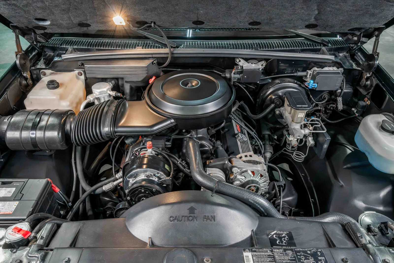 1991-Chevrolet-454SS-Black-1GCDC14N4MZ150926-42.jpg