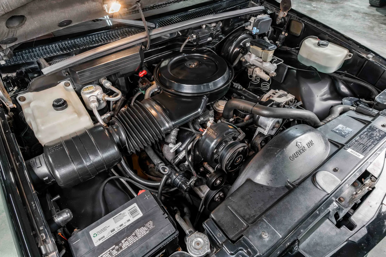 1990-Chevrolet-454SS-Black-1GCDC14N8LZ244547-41.jpg