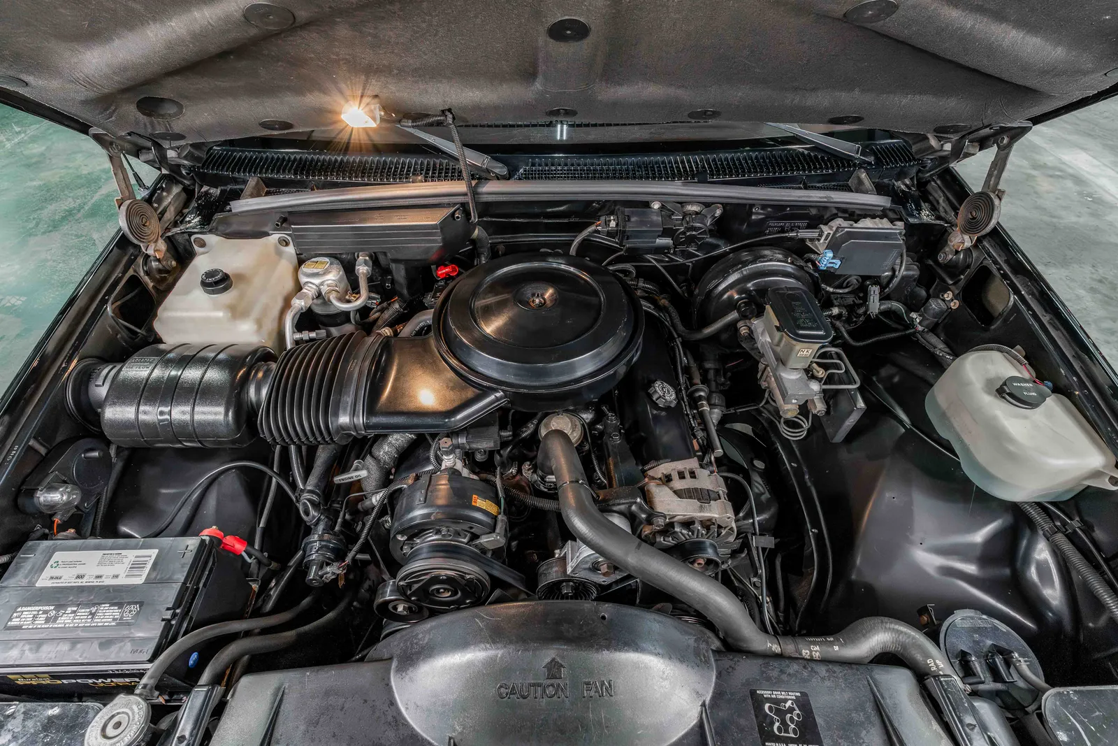1990-Chevrolet-454SS-Black-1GCDC14N8LZ244547-42.jpg