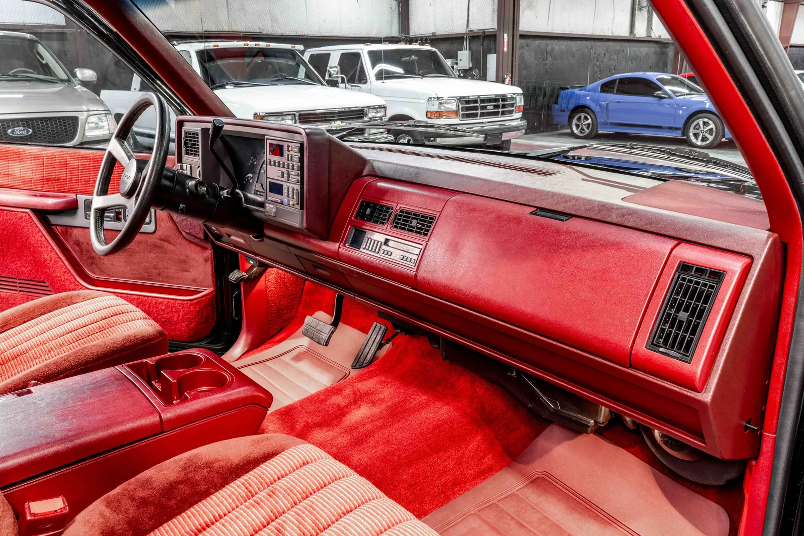 1990-Chevrolet-454SS-Black-1GCDC14N8LZ244547-49.jpg