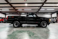 1990-Chevrolet-454SS-Black-1GCDC14N8LZ244547-38.jpg
