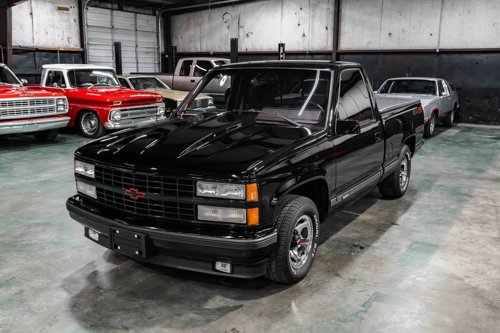 1_1990-Chevrolet-454SS-Black-171195--30.jpg