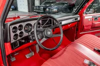 1987-Chevrolet-C10-Red-1GCDR14K0HF347684-46.jpg