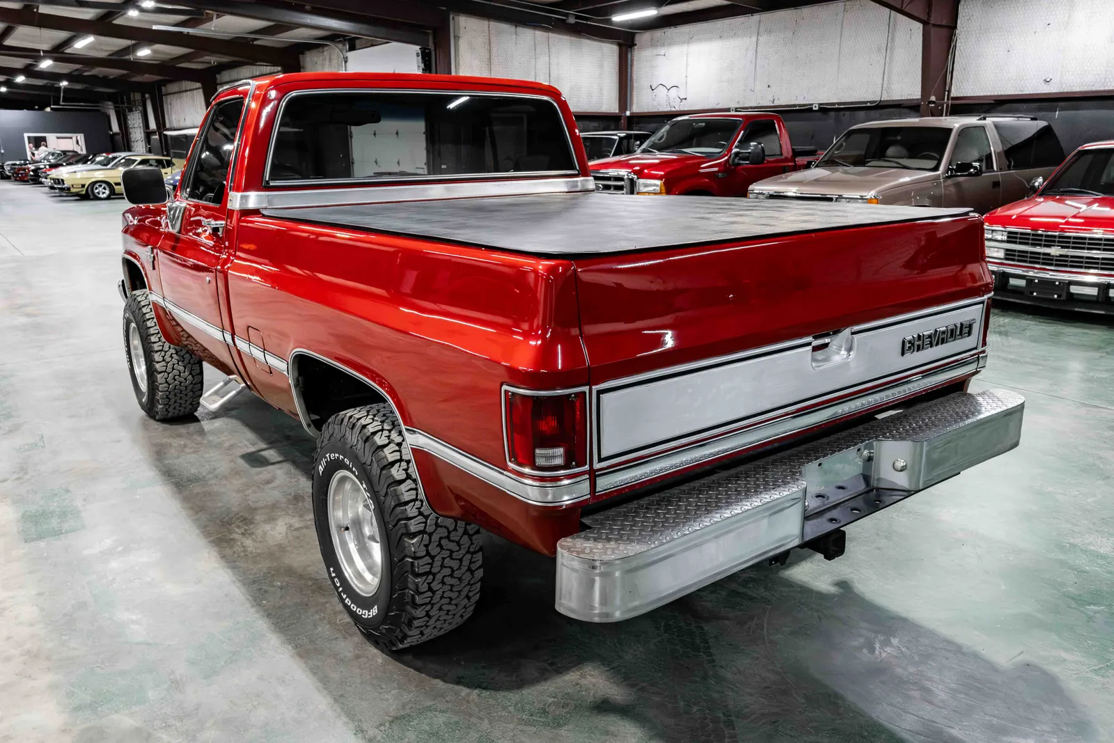 1985-Chevrolet-K10-Red-303445-35.jpg