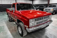 1985-Chevrolet-K10-Red-303445-39.jpg