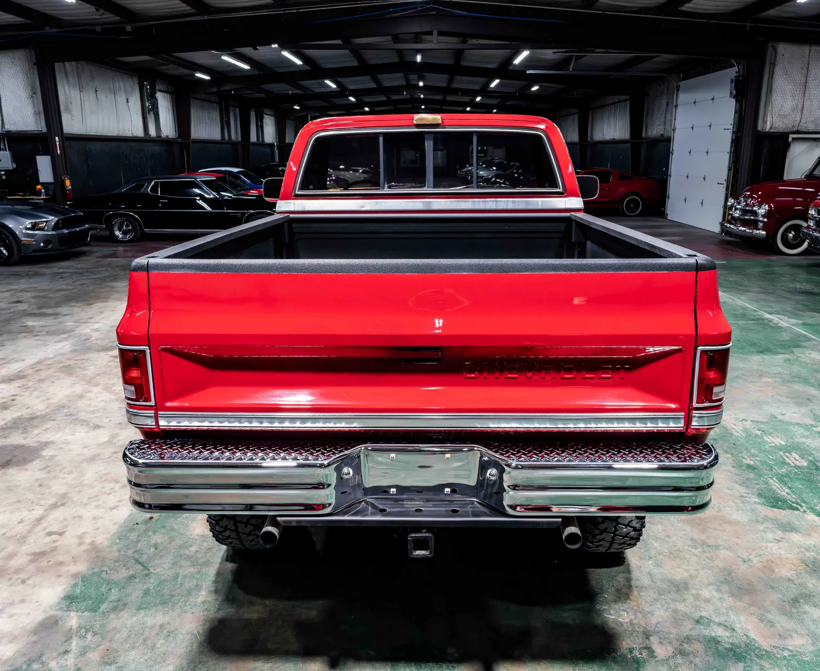 3_1984-Chevrolet-k10-Red-358517-39.jpg
