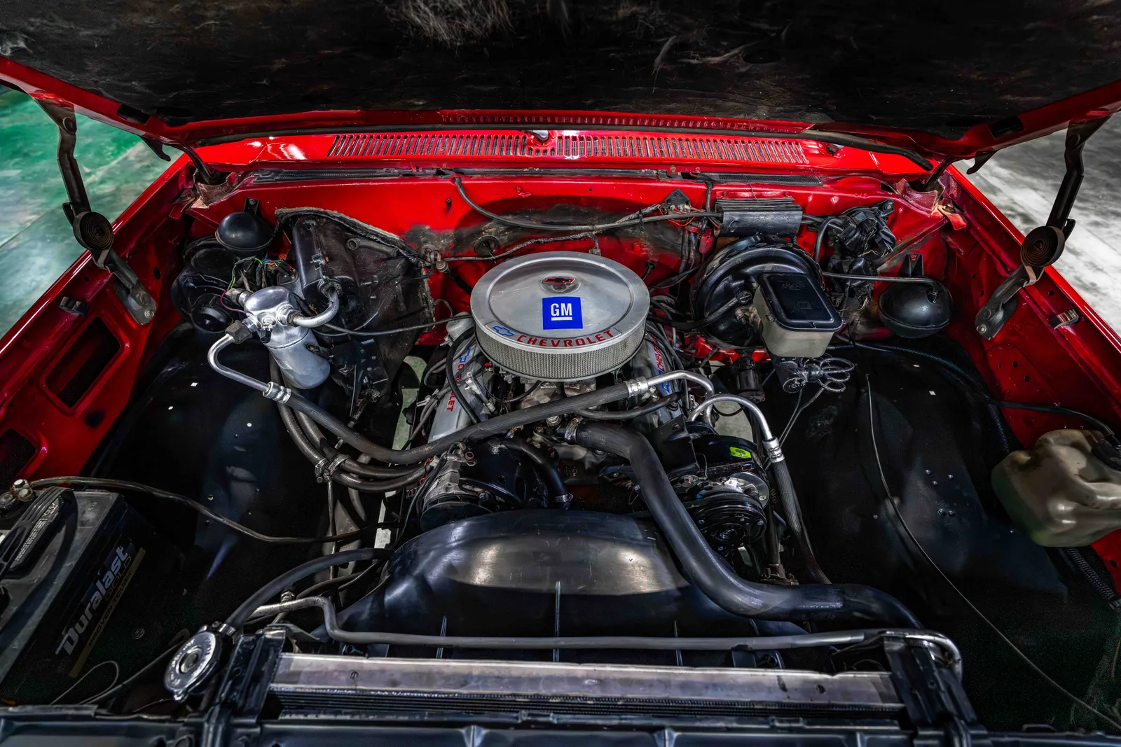 9_1984-Chevrolet-k10-Red-358517-45.jpg