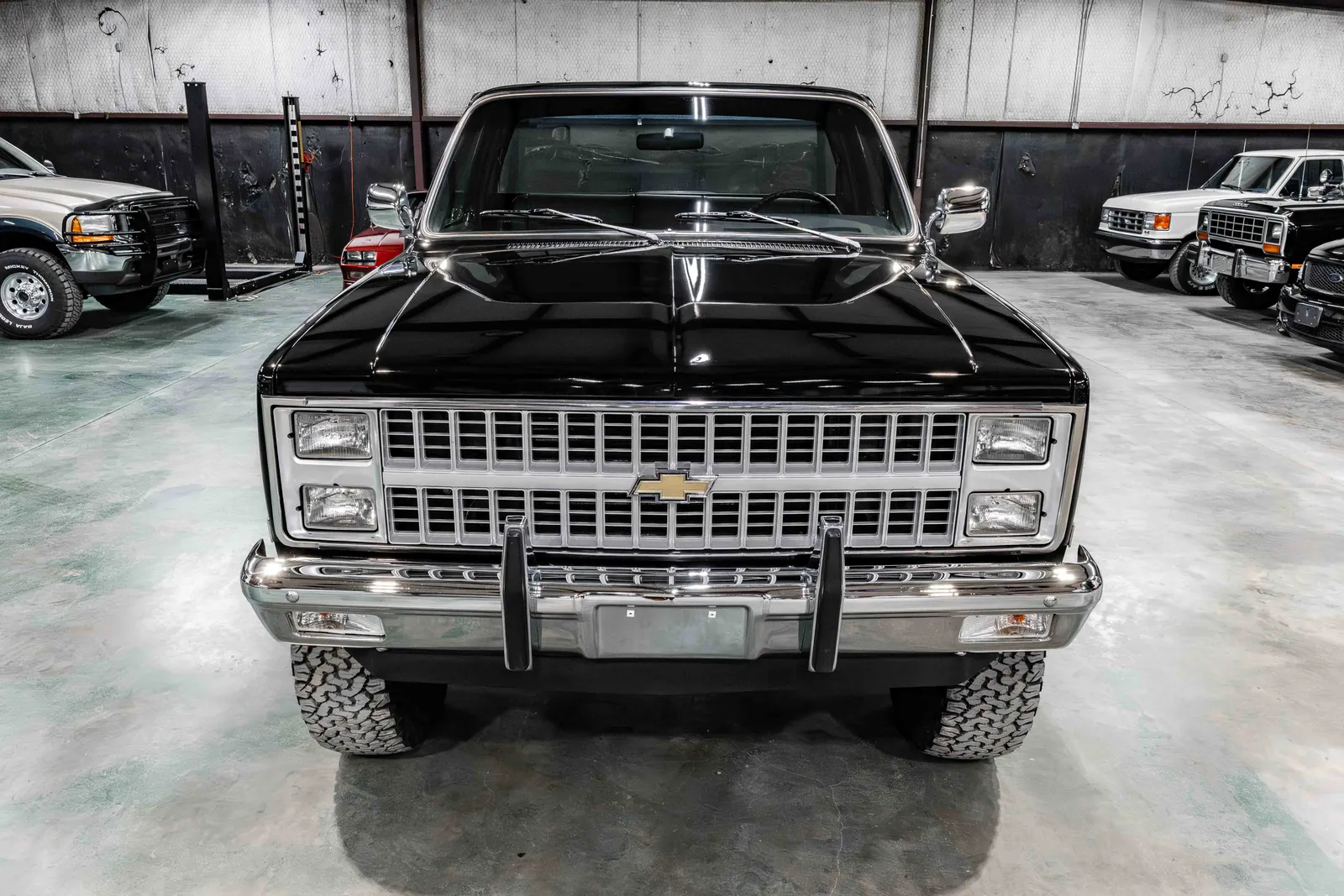 1982-Chevrolet-K10-Black-349413-40.jpg