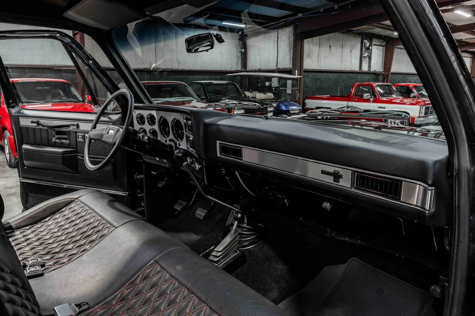 1982-Chevrolet-K10-Black-349413-49.jpg