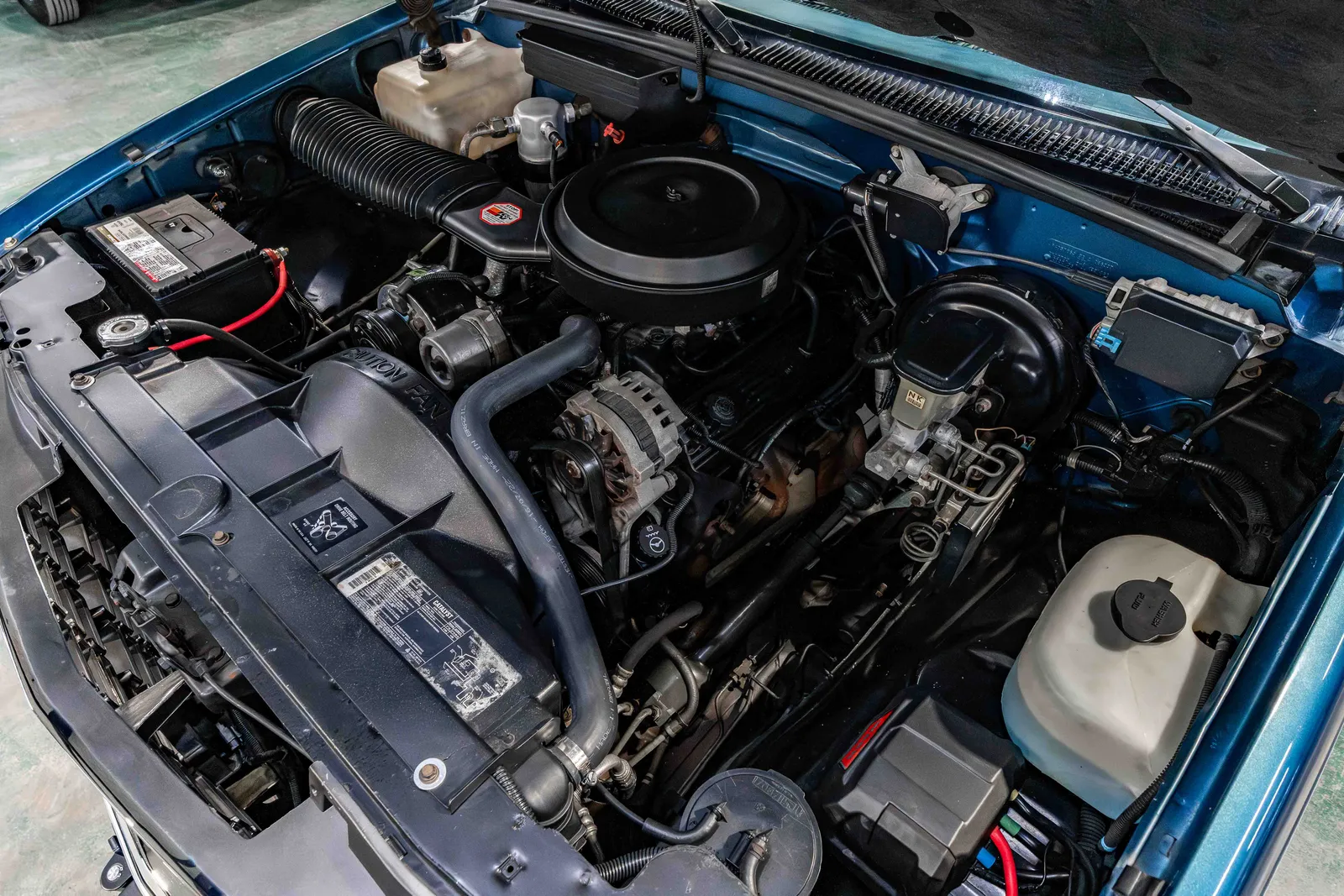 1992-Chevrolet-K1500-Blue-144183-43.jpg
