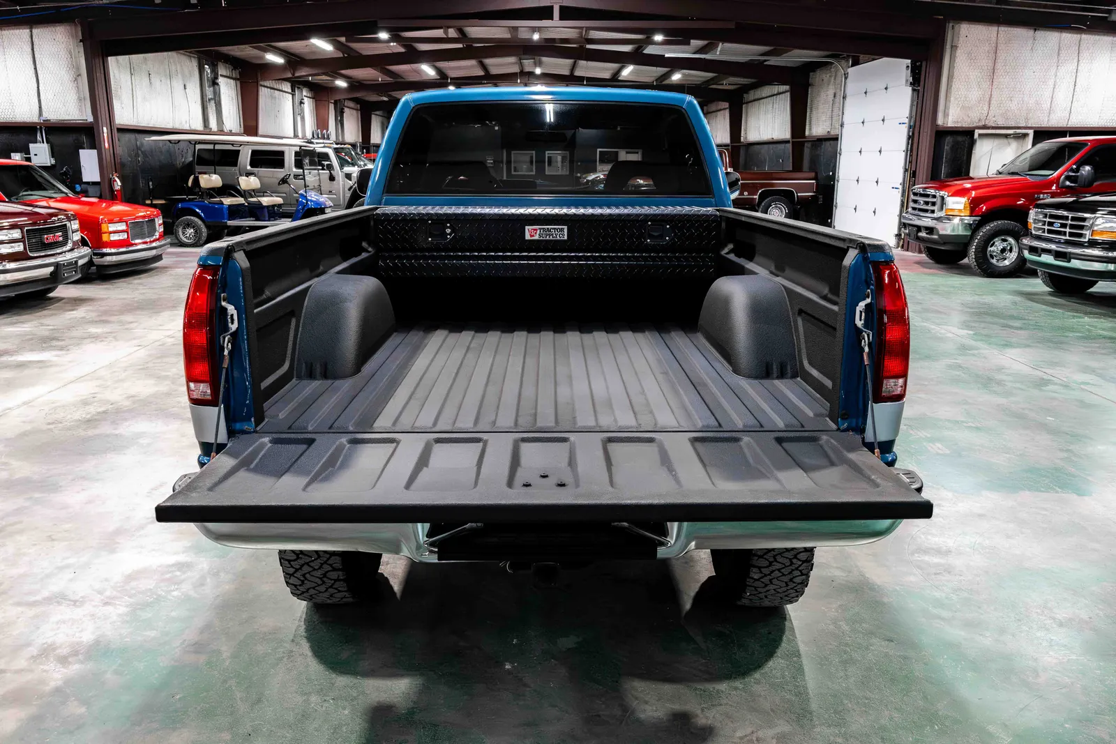1992-Chevrolet-K1500-Blue-144183-50.jpg
