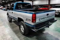 1992-Chevrolet-K1500-Blue-144183-35.jpg