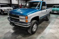 1992-Chevrolet-K1500-Blue-144183-33.webp