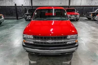 2001-Chevrolet-K1500-Z71-Red-106142-40.jpg