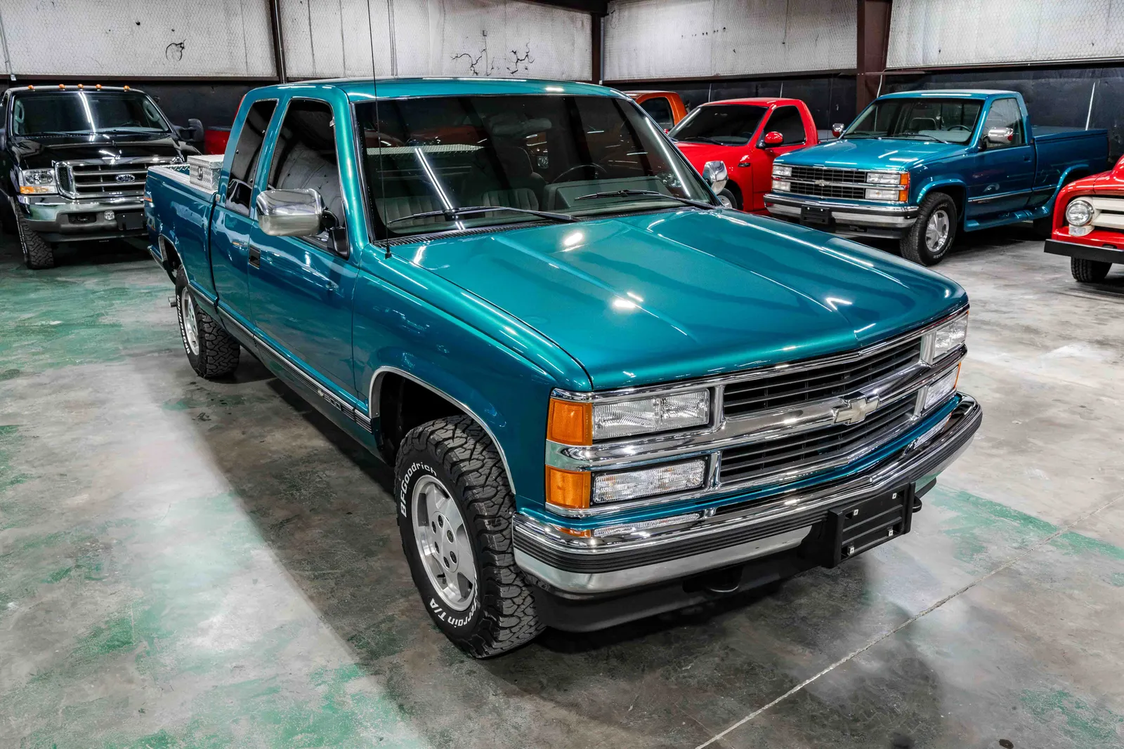 1994-Chevrolet-K1500-Bright-Teal-Metallic-253608-39.jpg