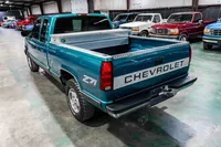 1994-Chevrolet-K1500-Bright-Teal-Metallic-253608-35.jpg