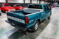 1994-Chevrolet-K1500-Bright-Teal-Metallic-253608-37.jpg