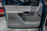 1994-Chevrolet-K1500-Bright-Teal-Metallic-253608-44.jpg