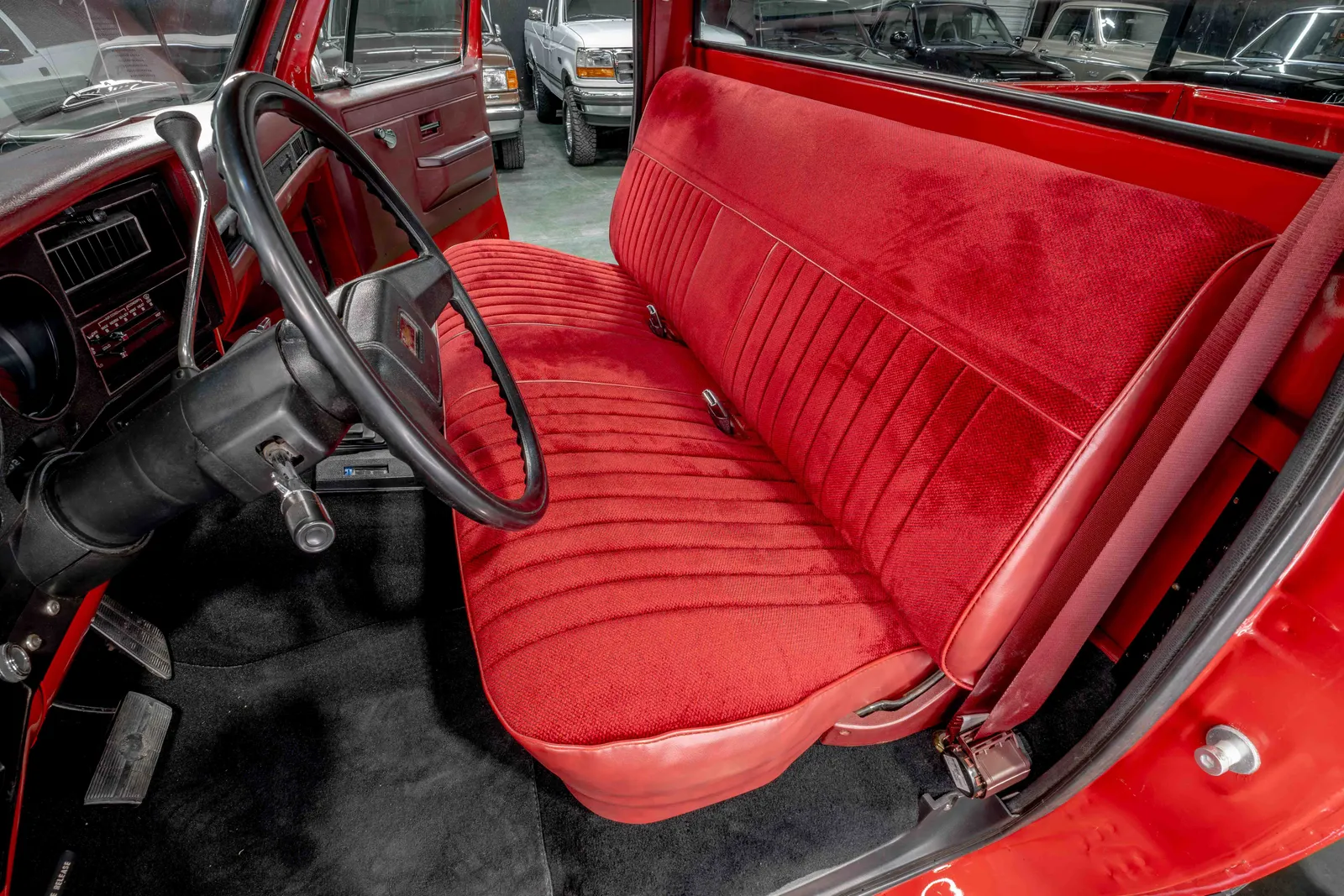 1987-Chevrolet-K10-Medium-Garnet-Red-396105-415.jpg