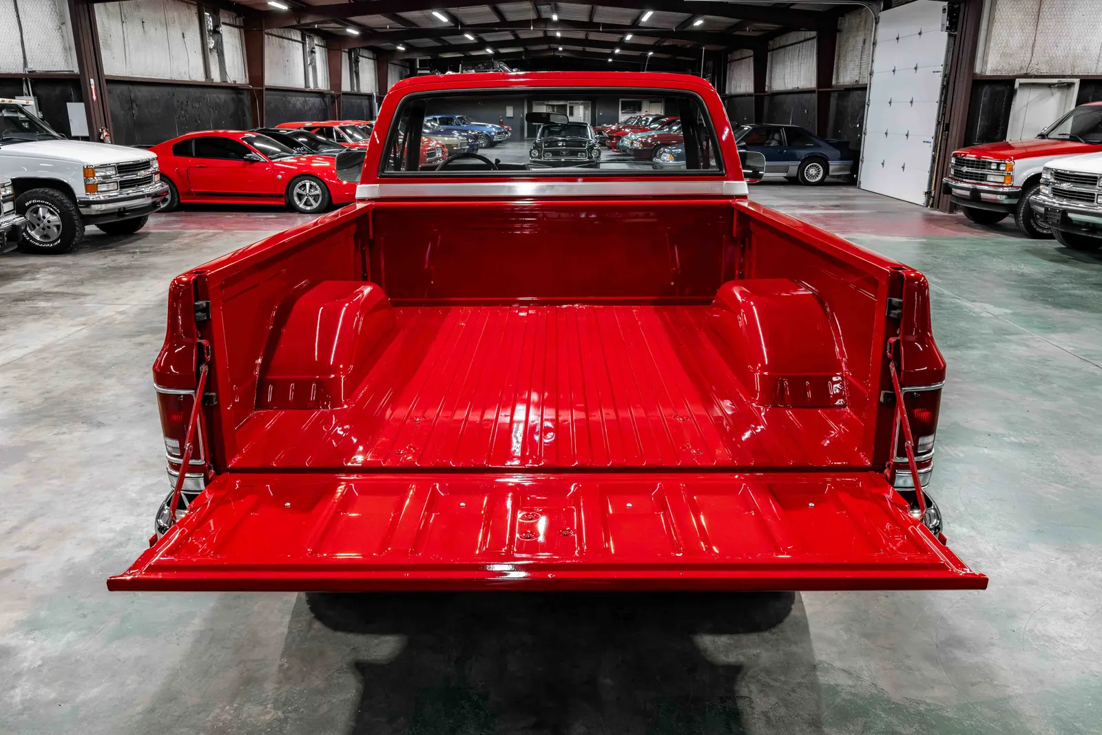 1987-Chevrolet-K10-Medium-Garnet-Red-396105-50.jpg