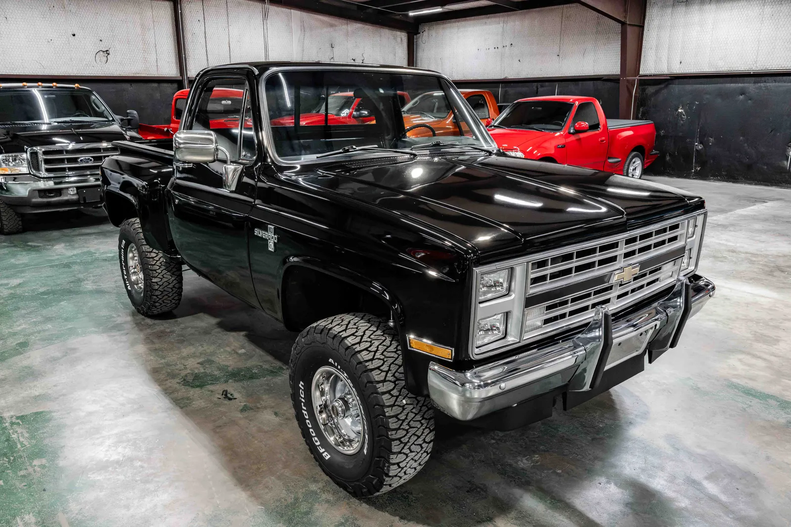 1987-Chevrolet-K10-Lamp-Black-111028-39.jpg