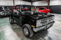 1987-Chevrolet-K10-Lamp-Black-111028-39.jpg