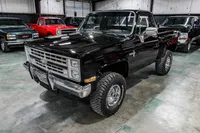 1987-Chevrolet-K10-Lamp-Black-111028-33.jpg