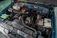 1993-Chevrolet-Suburban-Medium-Dark-Teal-Beige-Metallic-345735-43.jpg