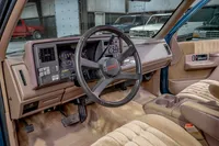 1993-Chevrolet-Suburban-Medium-Dark-Teal-Beige-Metallic-345735-46.jpg