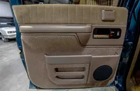 1993-Chevrolet-Suburban-Medium-Dark-Teal-Beige-Metallic-345735-50.jpg