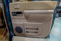 1993-Chevrolet-Suburban-Medium-Dark-Teal-Beige-Metallic-345735-52.jpg