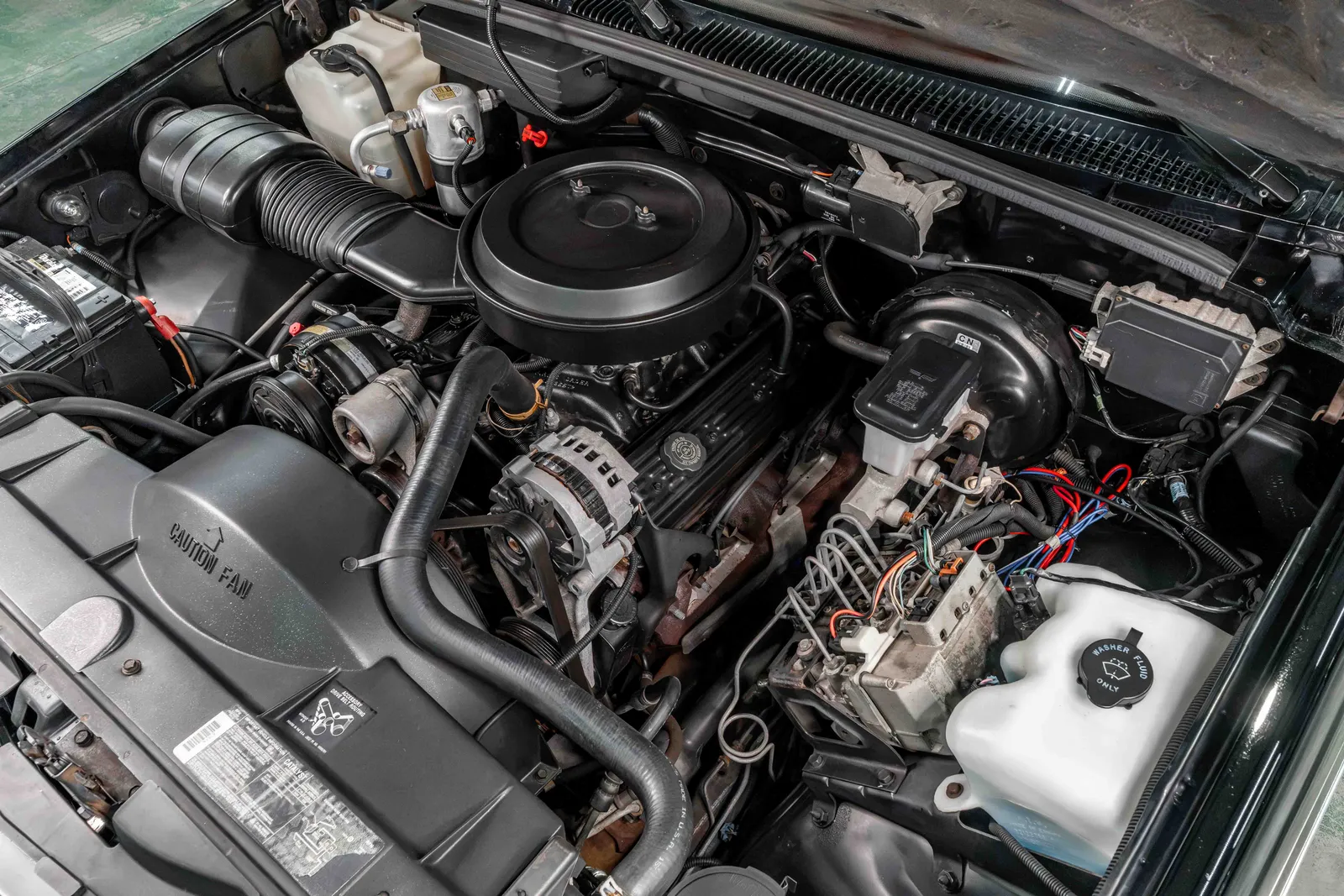 1993-Chevrolet-K1500-Blazer-Black-336267-43.jpg