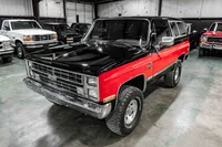 1987-Chevrolet-Blazer-Black-Bright-Red-1GNEV18K4HF124386-33.jpg