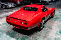 4_1977-Chevrolet-Corvette-Red-433383-40.jpg