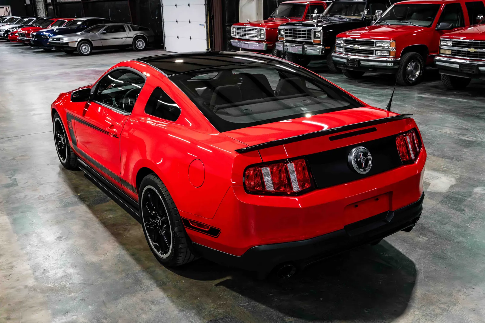 2_2012-Ford-Boss-302-Red-202479---32.jpg