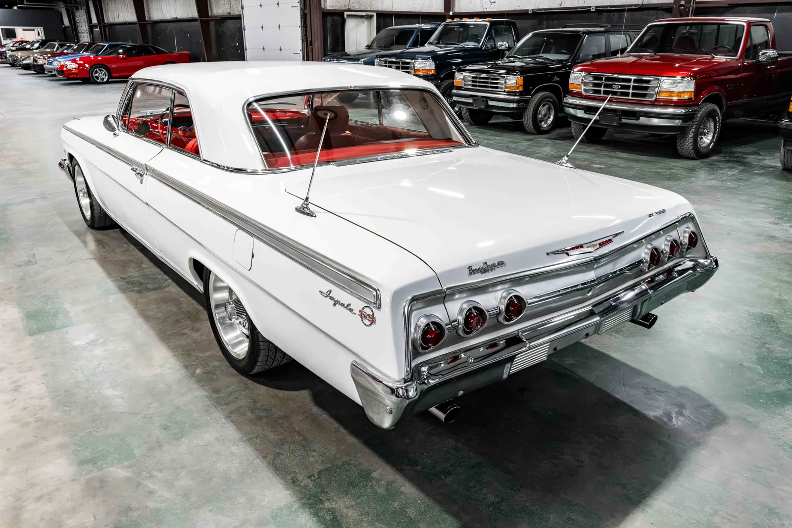 1962-Chevrolet-Impala-White-21847A174044-35.jpg