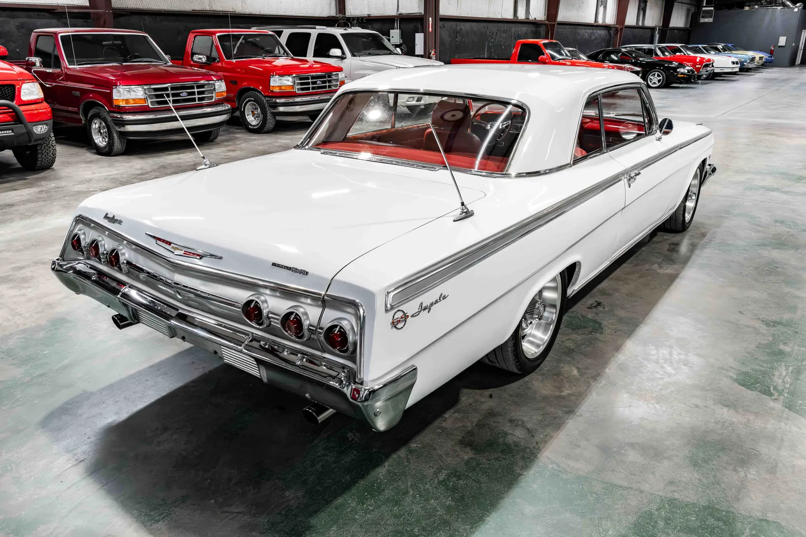 1962-Chevrolet-Impala-White-21847A174044-37.jpg
