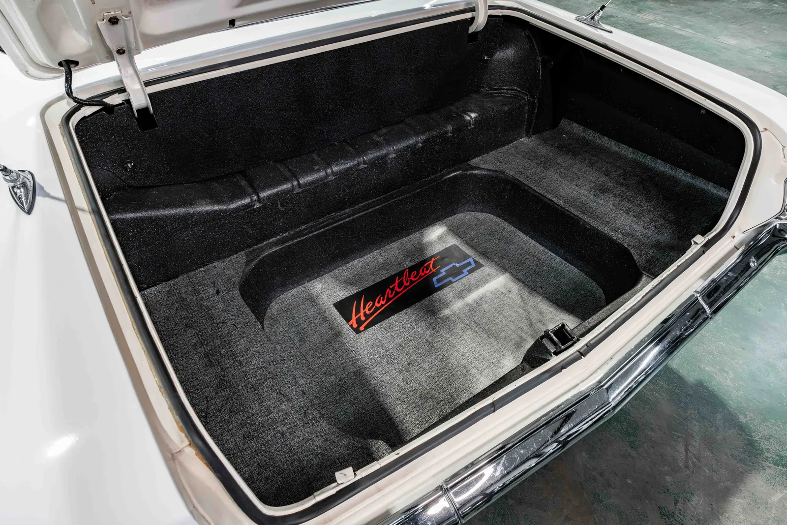 1962-Chevrolet-Impala-White-21847A174044-51.jpg