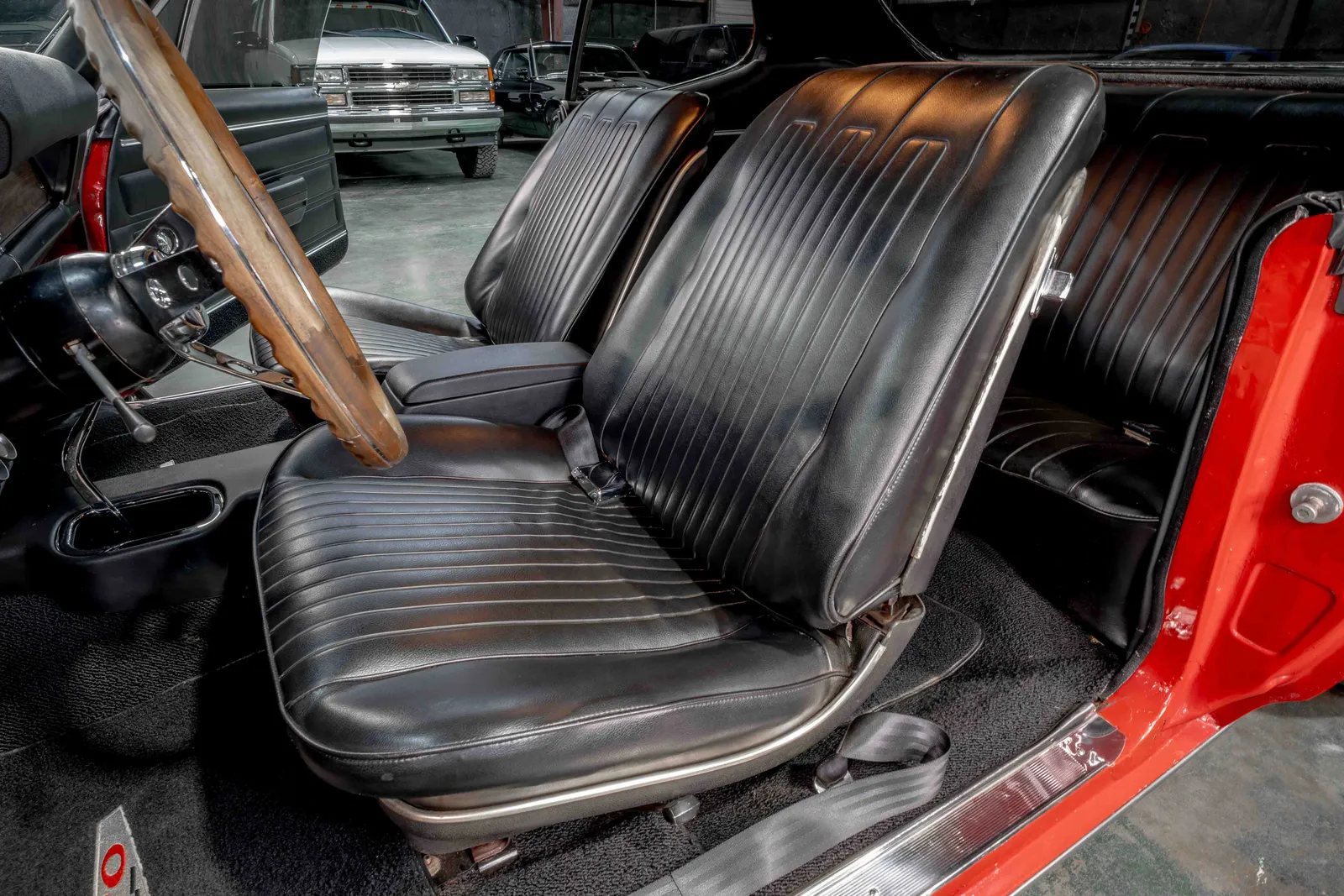 1968-Pontiac-GTO-Red-242378P238548--45.jpg