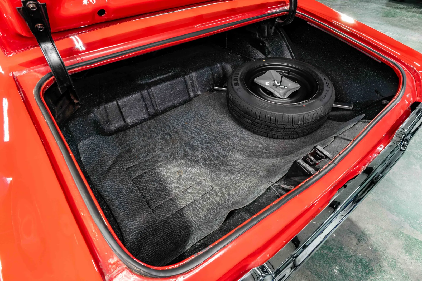 1968-Pontiac-GTO-Red-242378P238548--51.jpg