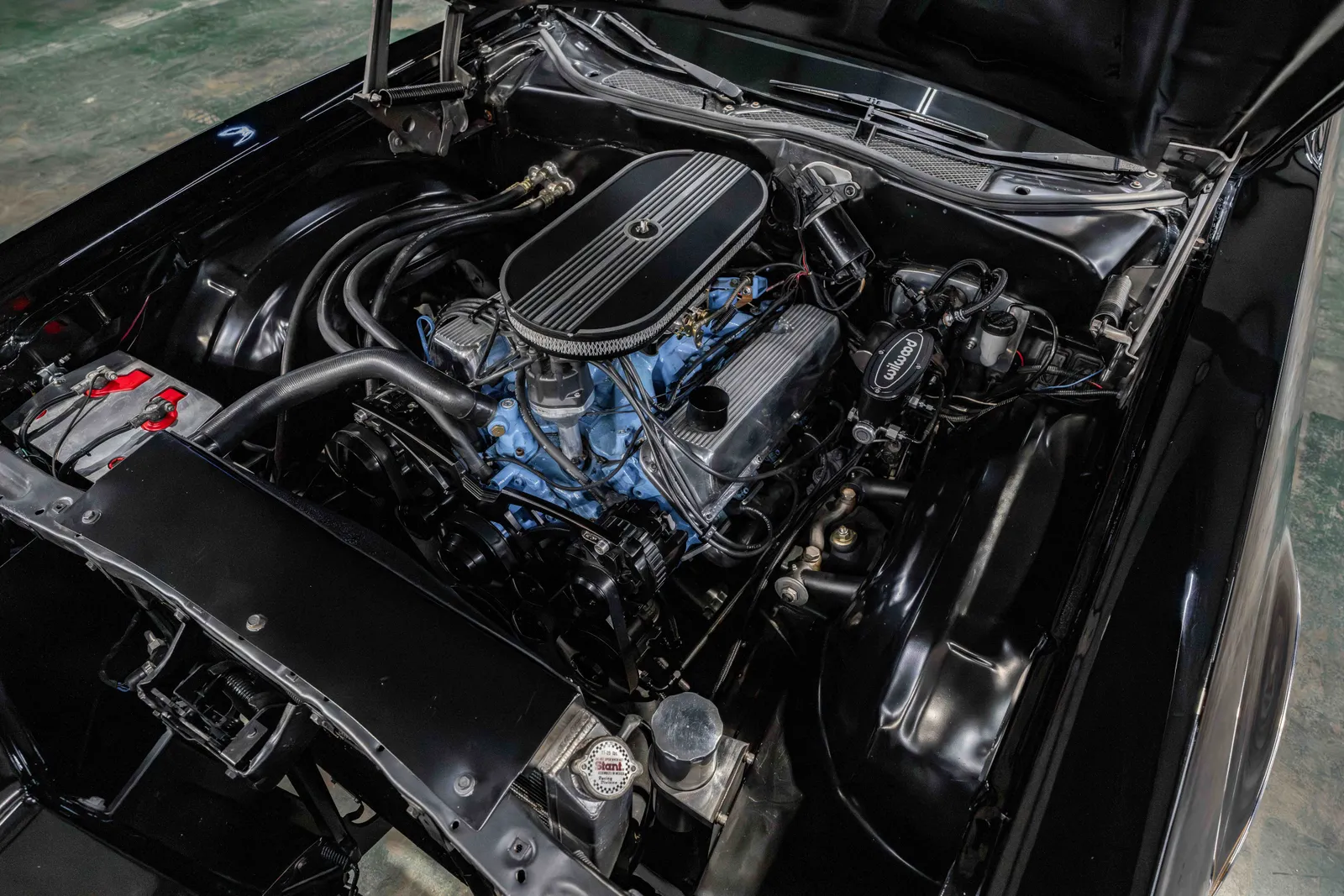 10_1972-Ford-Torino-Black-346501-46.jpg