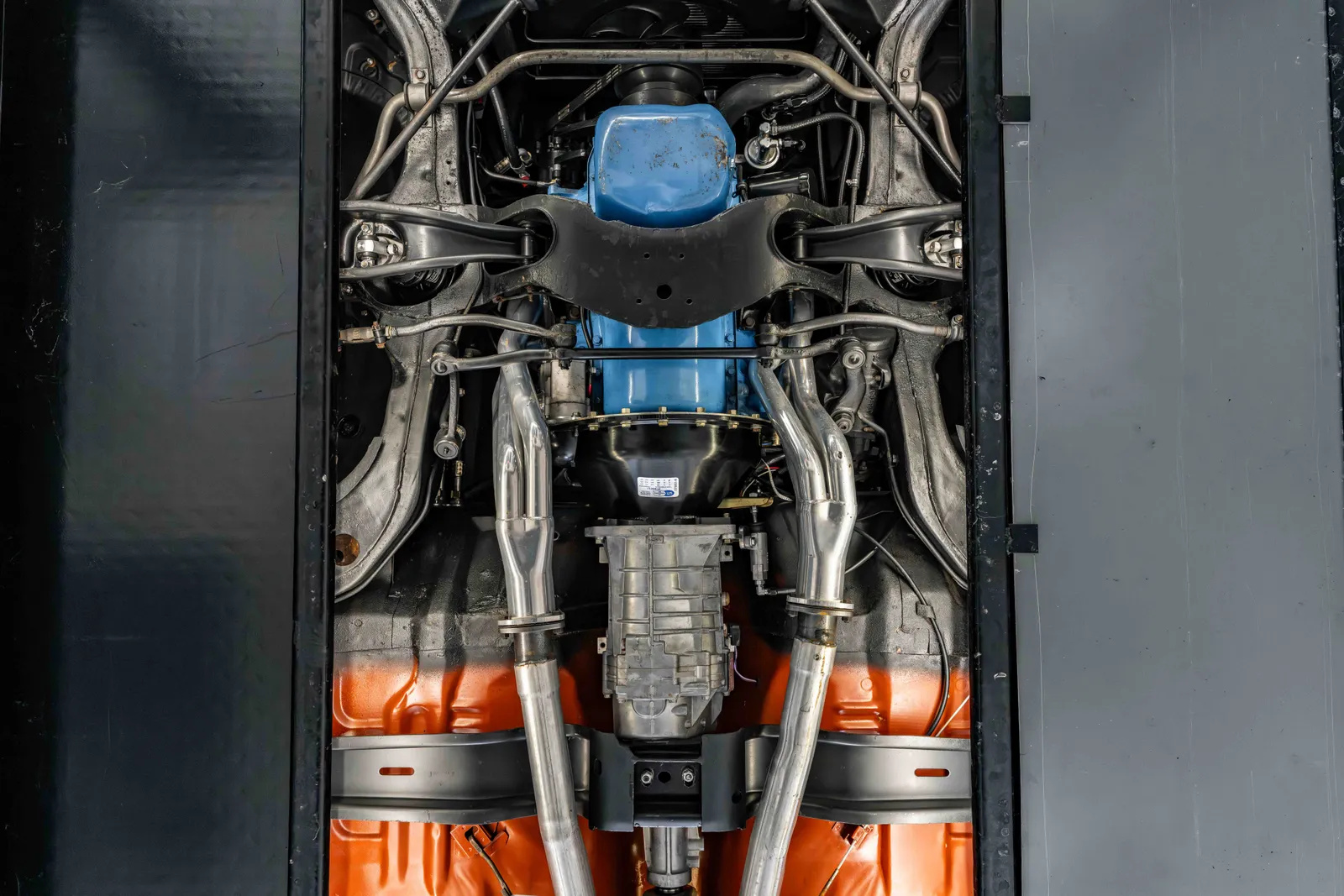 21_1972-Ford-Torino-Black-346501-83.jpg