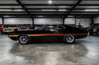 1_1972-Ford-Torino-Black-346501-37.jpg