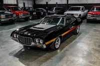 1_1972-Ford-Torino-Black-346501-36.jpg